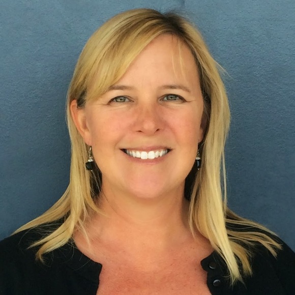 Meet your Posher, Lara - Picture 1 of 1